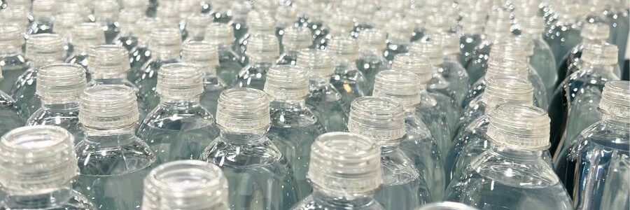 Origin Materials fabrica el primer tapón de PET con anclaje a la botella