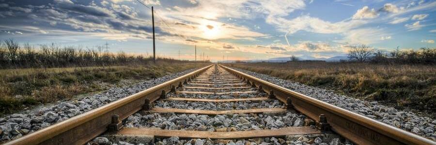 Proponen fabricar traviesas de plástico reciclado para reducir las emisiones del ferrocarril